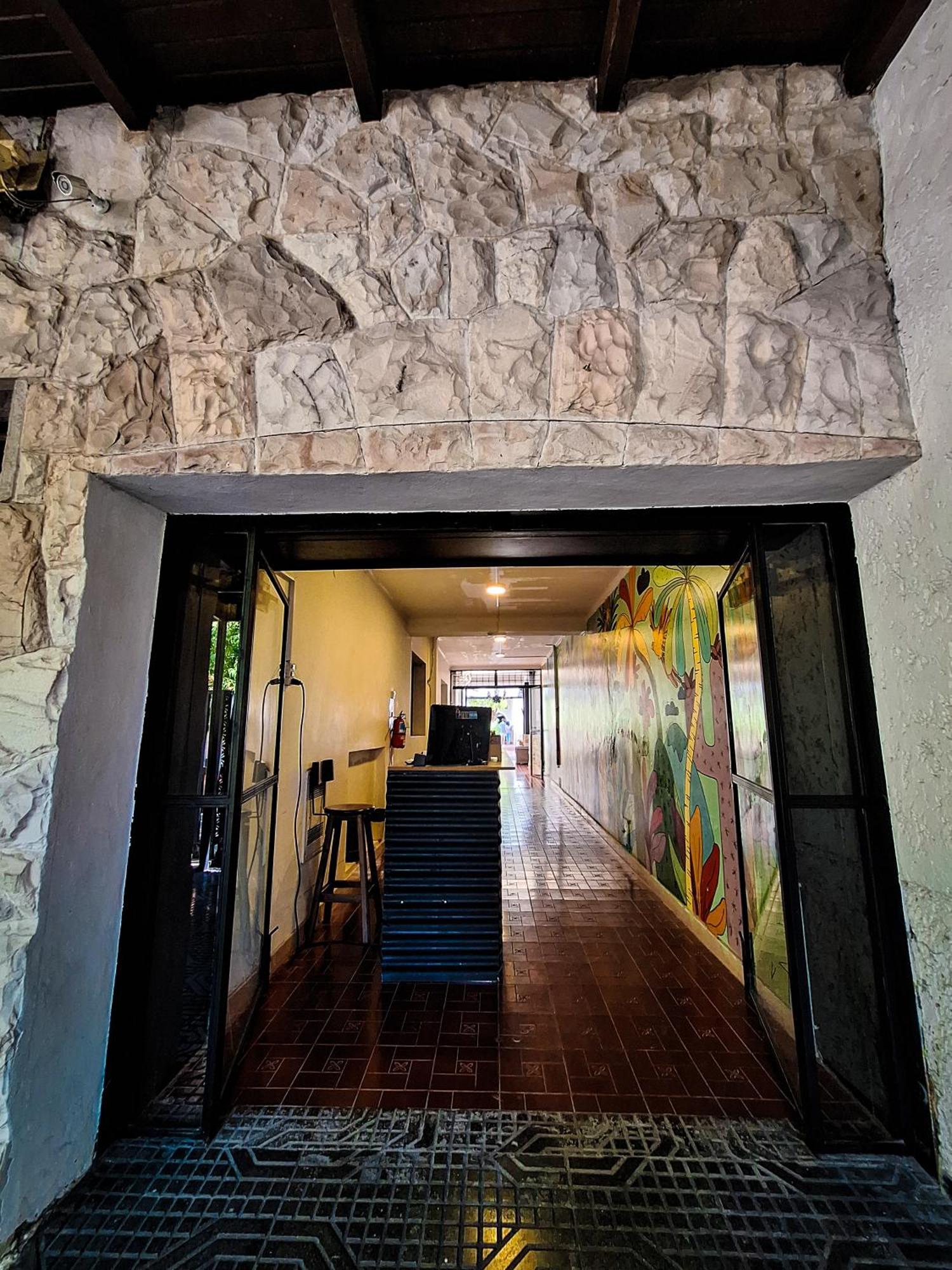 Fuxia House Hostel Mendoza Esterno foto
